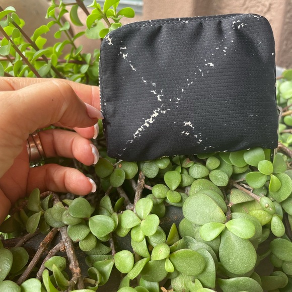 Chanel black travel line coin case - Picture 1 of 11